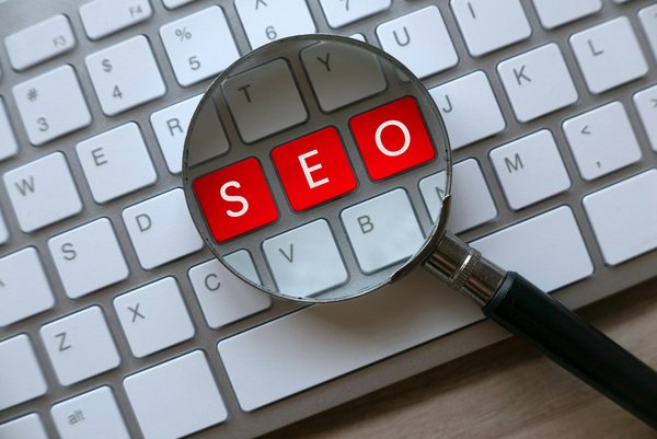 Top 10 compétences clés pour exceller en seo professionnel